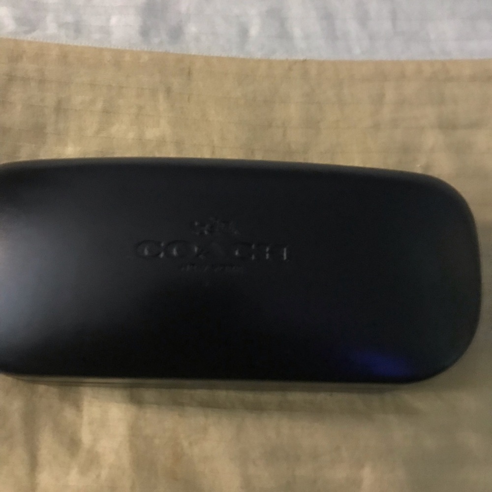 Coach eyewear case - Picture 2 of 3